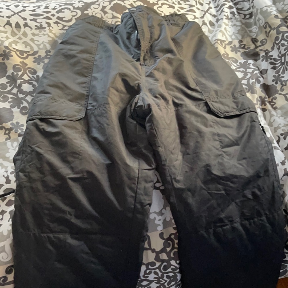 Women’s Snow pants